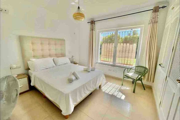 Master bedroom 2 floor with en-suite
