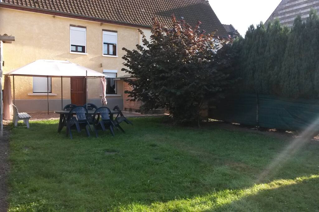 TERRAIN PRIVATIF
terrasse barnum