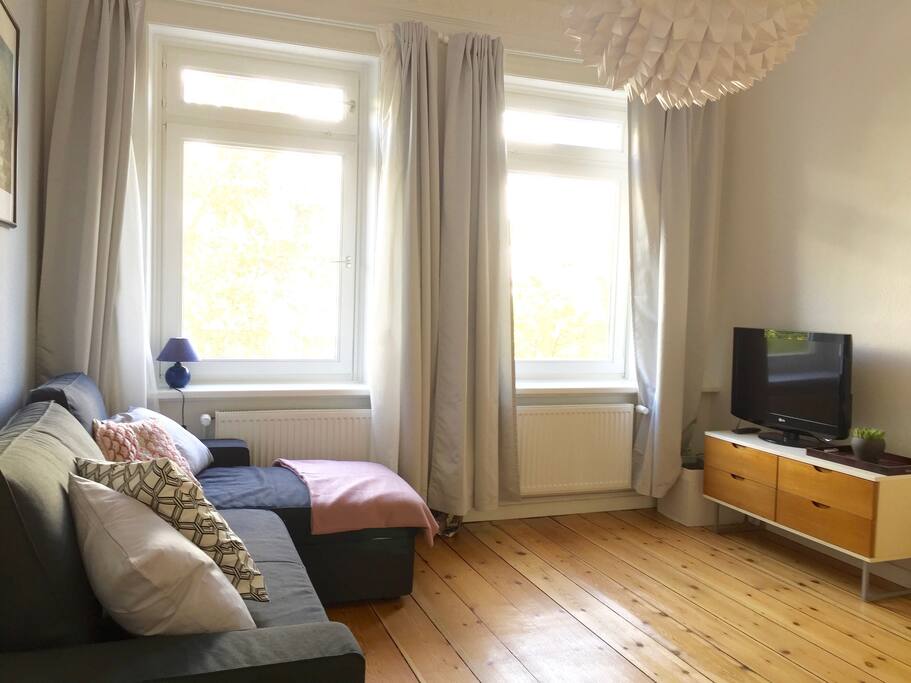 dein Zimmer (your room)