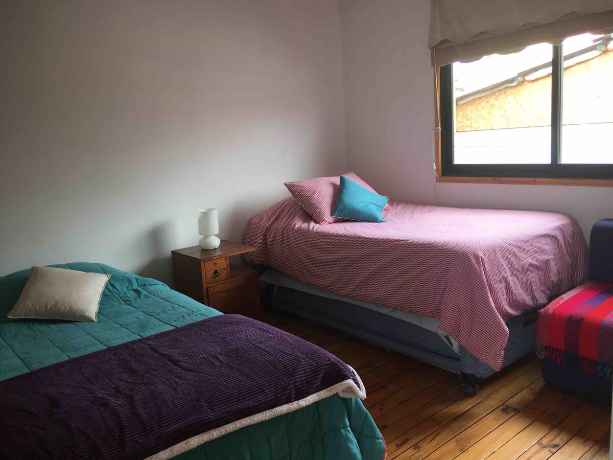 Andra sovrummet
3 sängar 
Högkvalitativa madrasser
