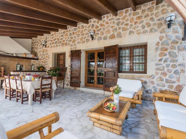 Es Puchet gallery image 3