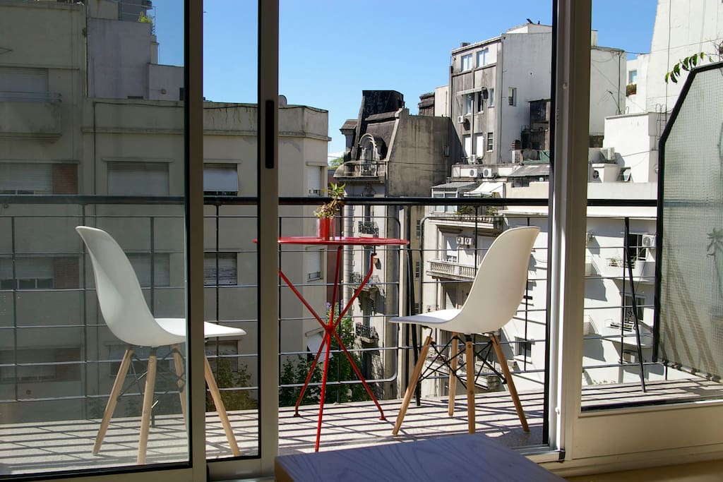 Balcón con vista abierta