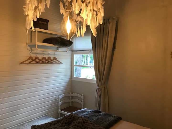 Otro dormitorio de esquina 1