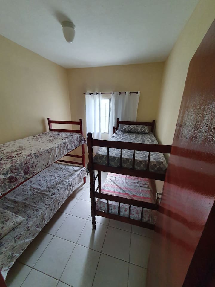 Dhomë gjumi 2