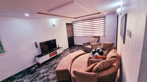 Lovely 2 bedroom flat with Internet | Washing machine and dryer