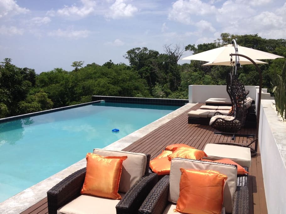 10ft deep, infinity pool terrace with seating