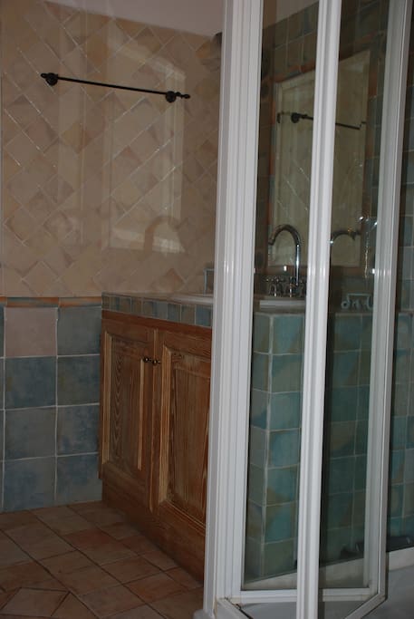 PARTICOLARE BAGNO
