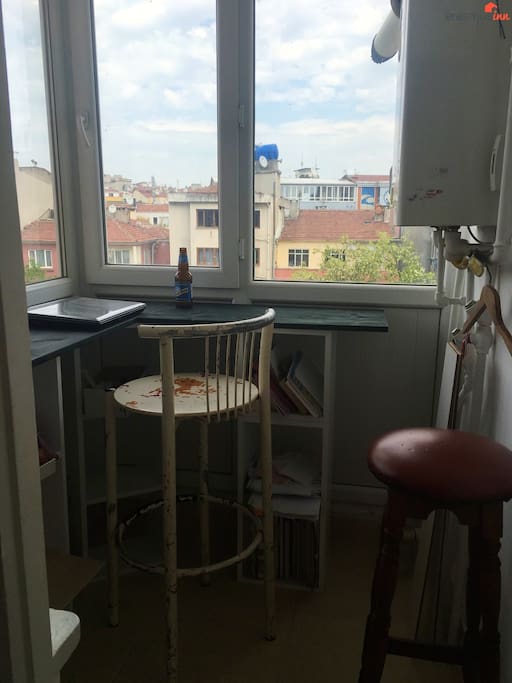 bar or study corner.make your choise.