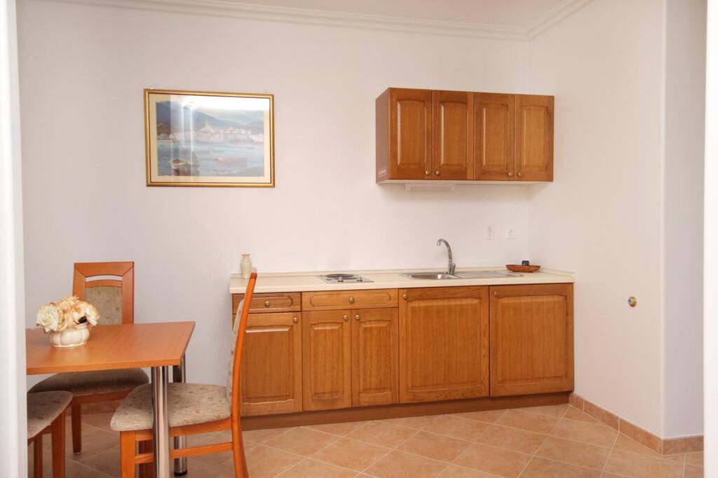 Kitchen, Surface: 2 m²