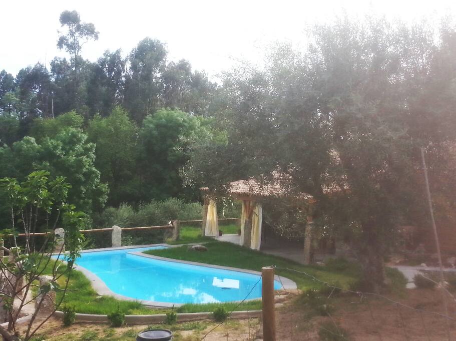 Piscina junto à casa