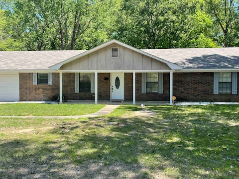 Home Sweet Home in Bastrop LA