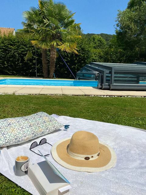 Beautiful house not overlooked with heated pool