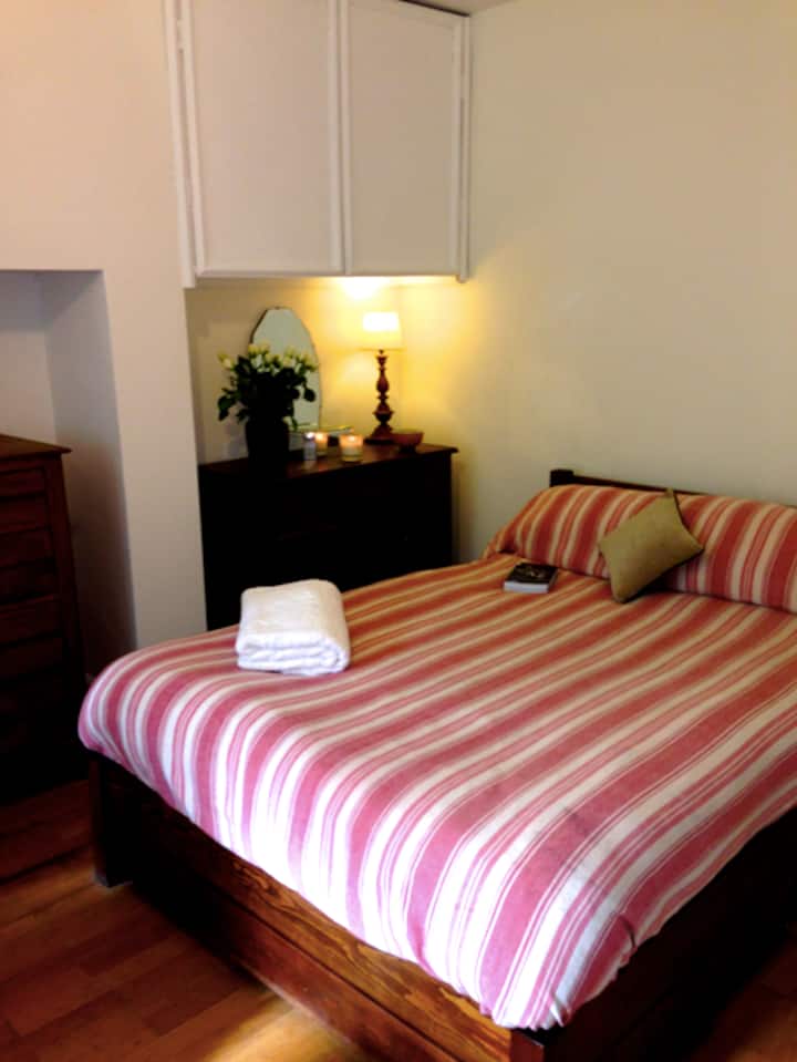 WildflowerGarden Flat, Notting Hill Flats for Rent in London, England