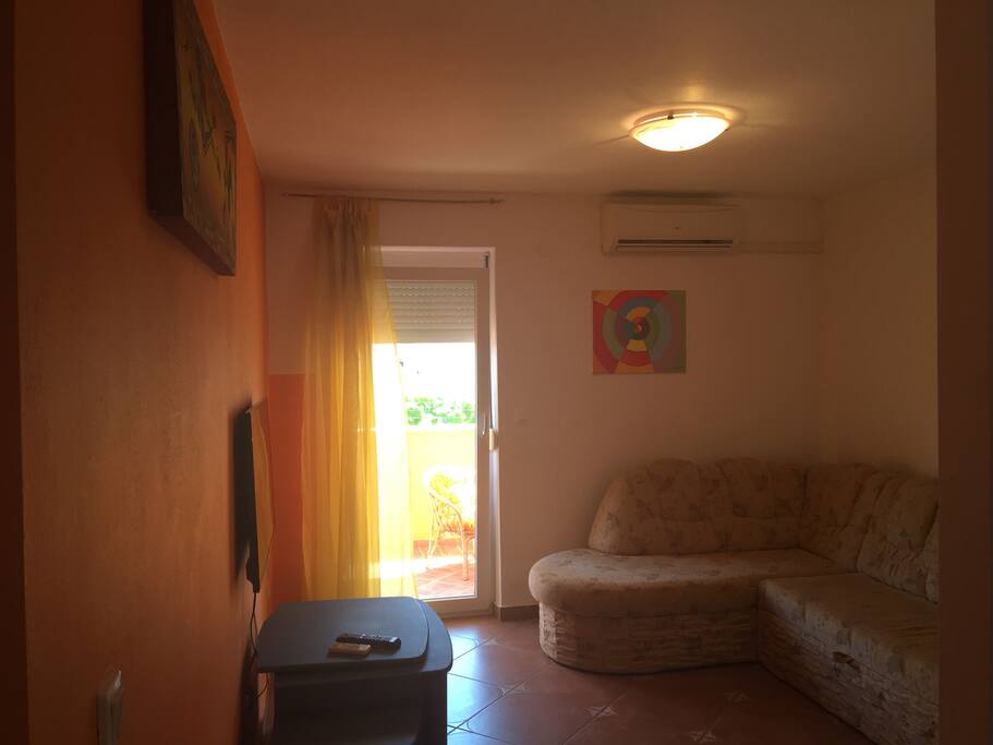 Living room 1