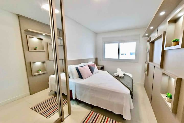 סוויטה זוגית עם מיטת קווין סייז 