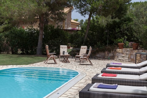 Sardinia Luxury Villa & Swimming Pool - Carloforte