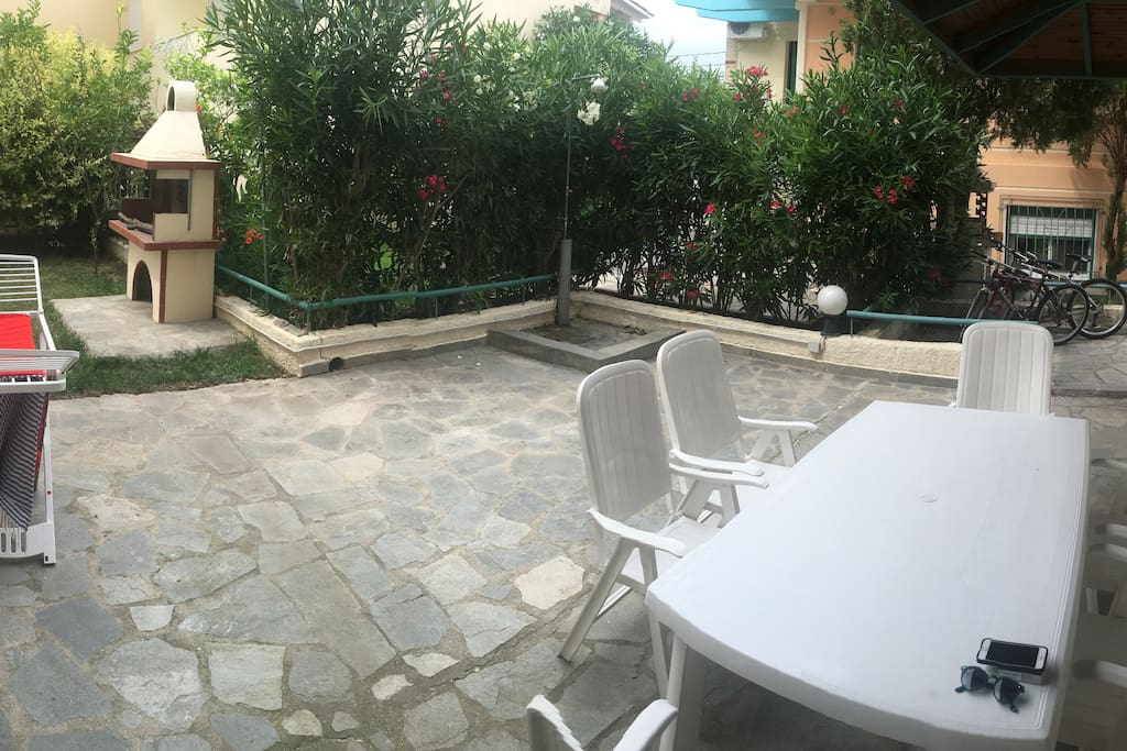 Backyard level 1