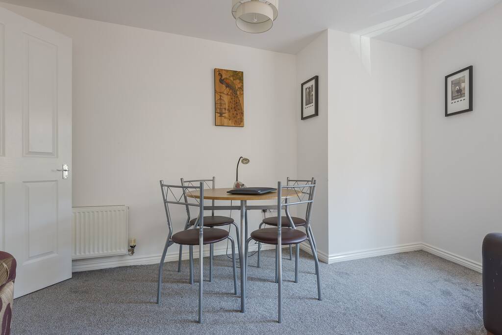 Dining room/ lounge