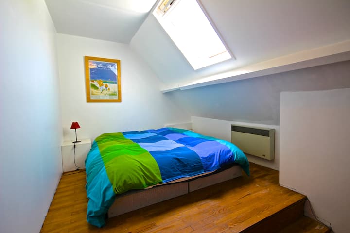 მე-2 საძინებელი 160 x 200 საწოლი.