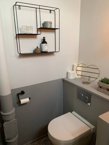 Exclusive penthouse apartment – two big terraces. gallery image 5