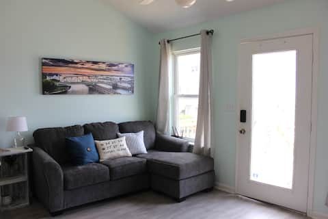 Successful Airbnb property: No Worries Here, Only Salt and Sand! in Jacksonville