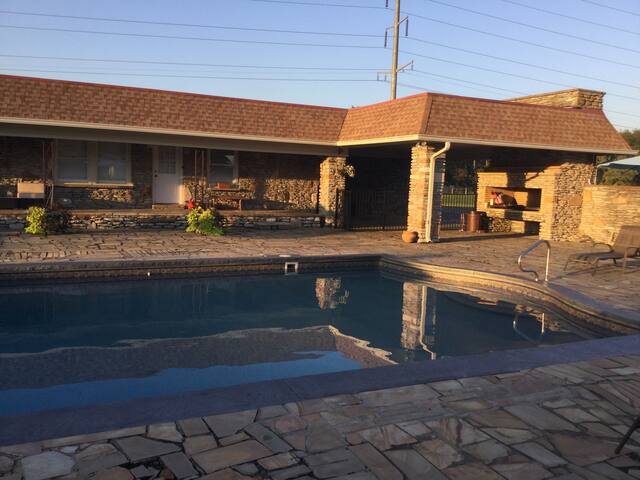 Airbnb Arrington Vacation Rentals Places To Stay