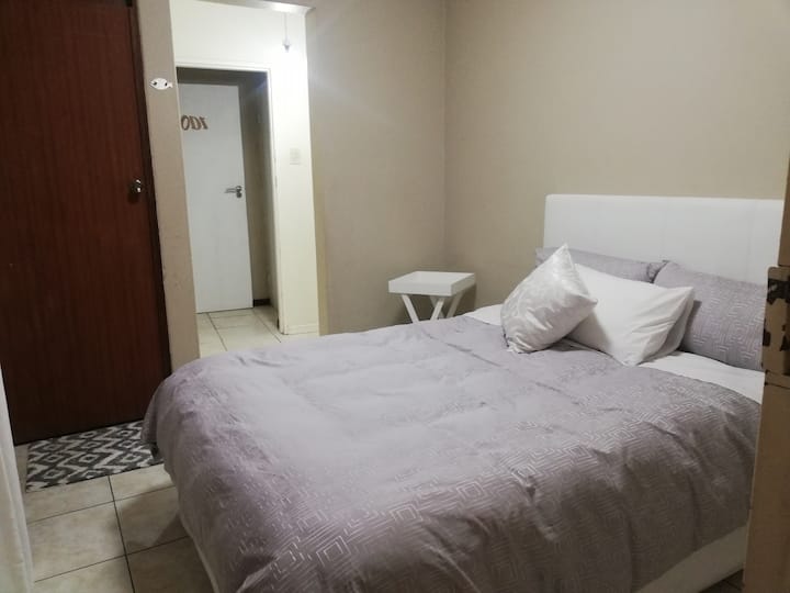 Habitación 2 Jodi con un ángulo diferente 