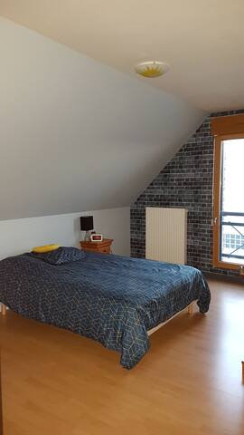 Belle maison à la campagne entre marais et ville