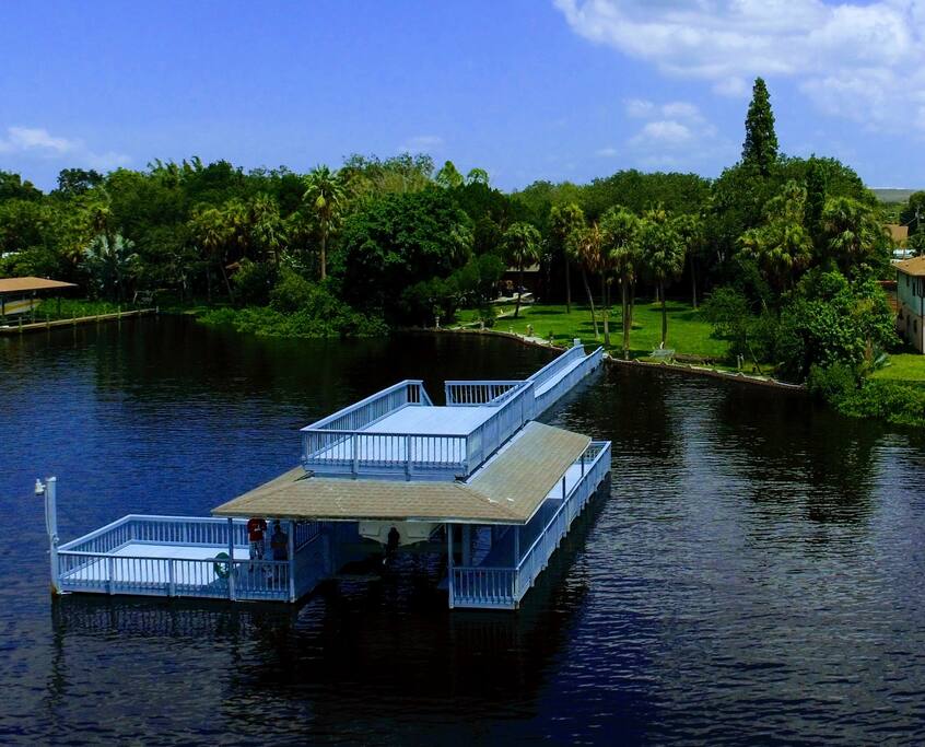 Access to this private dock