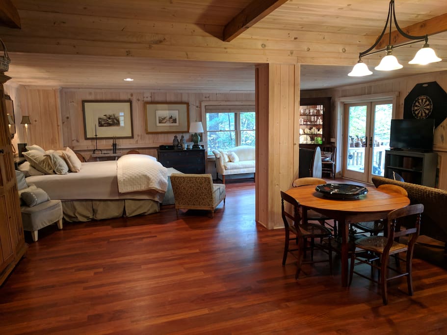 Four Seasons Private King Suite