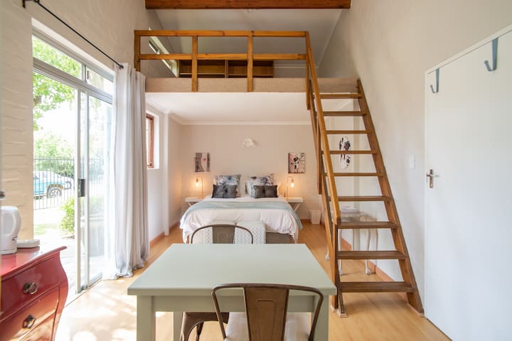 Stellenbosch Mountain Studio Apartment