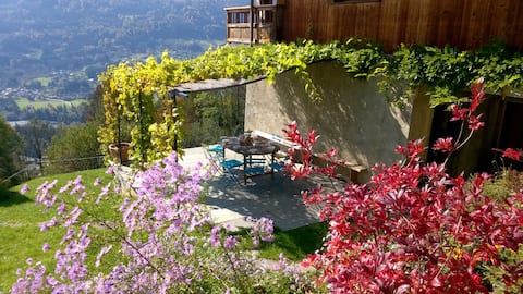 Successful Airbnb property: The Escape of Dreams in Verchaix