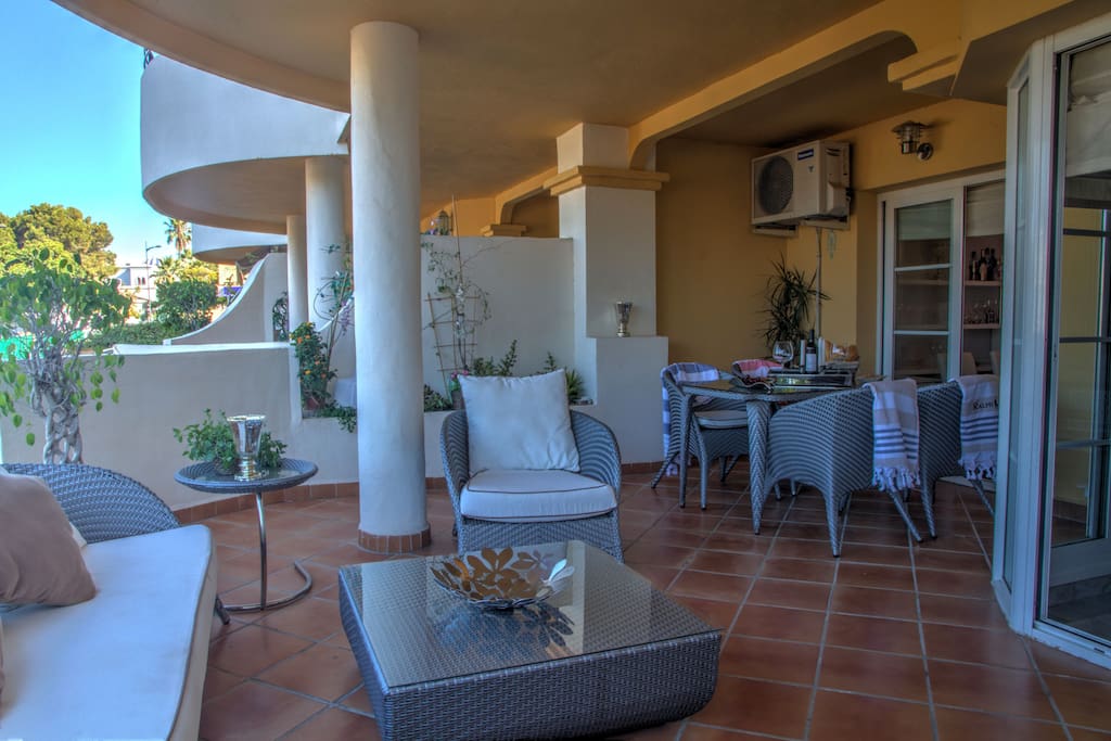 Apartment in Senorio De Aloha Marbella for rent