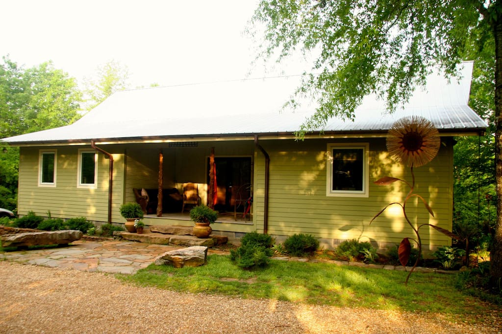 front of Oxford Treehouse Gallery