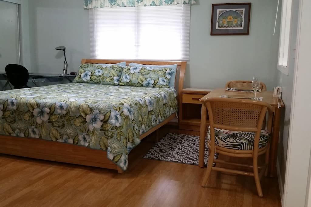 Cal King bed with memory foam.
