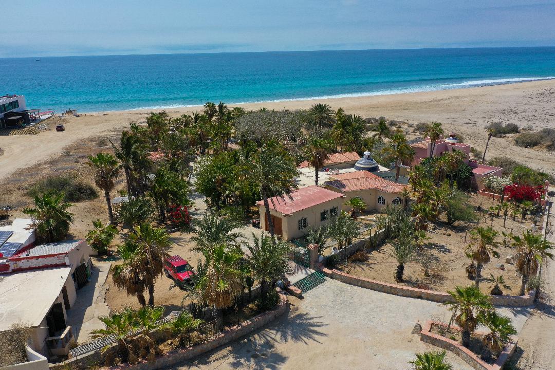 Beach front Villa - Image 1