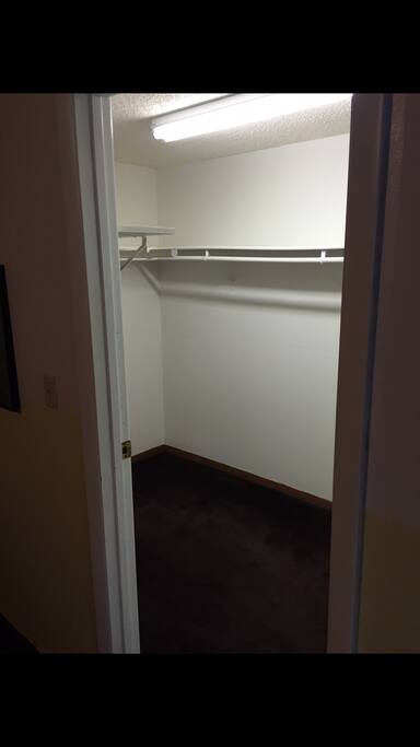 Walk in closet