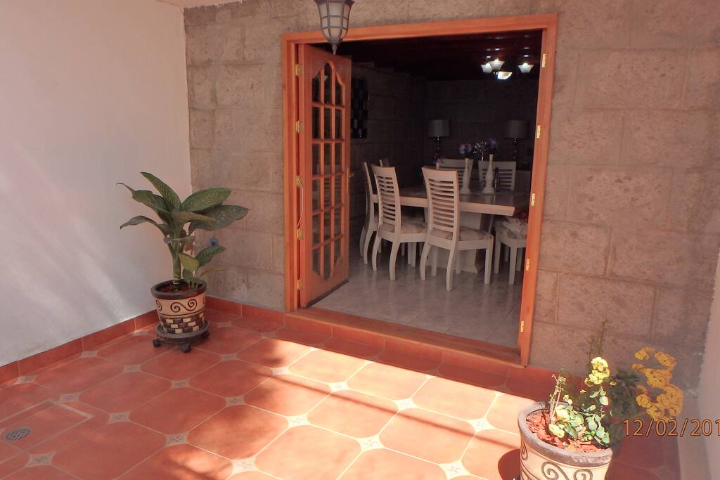 PATIO/ YARD
