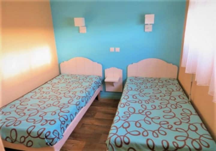 Საძინებელი ზემოთ