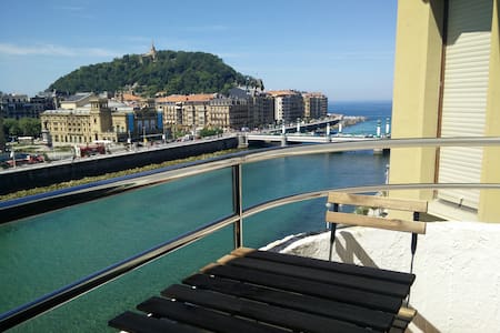 Wake Up With This Amazing Views!