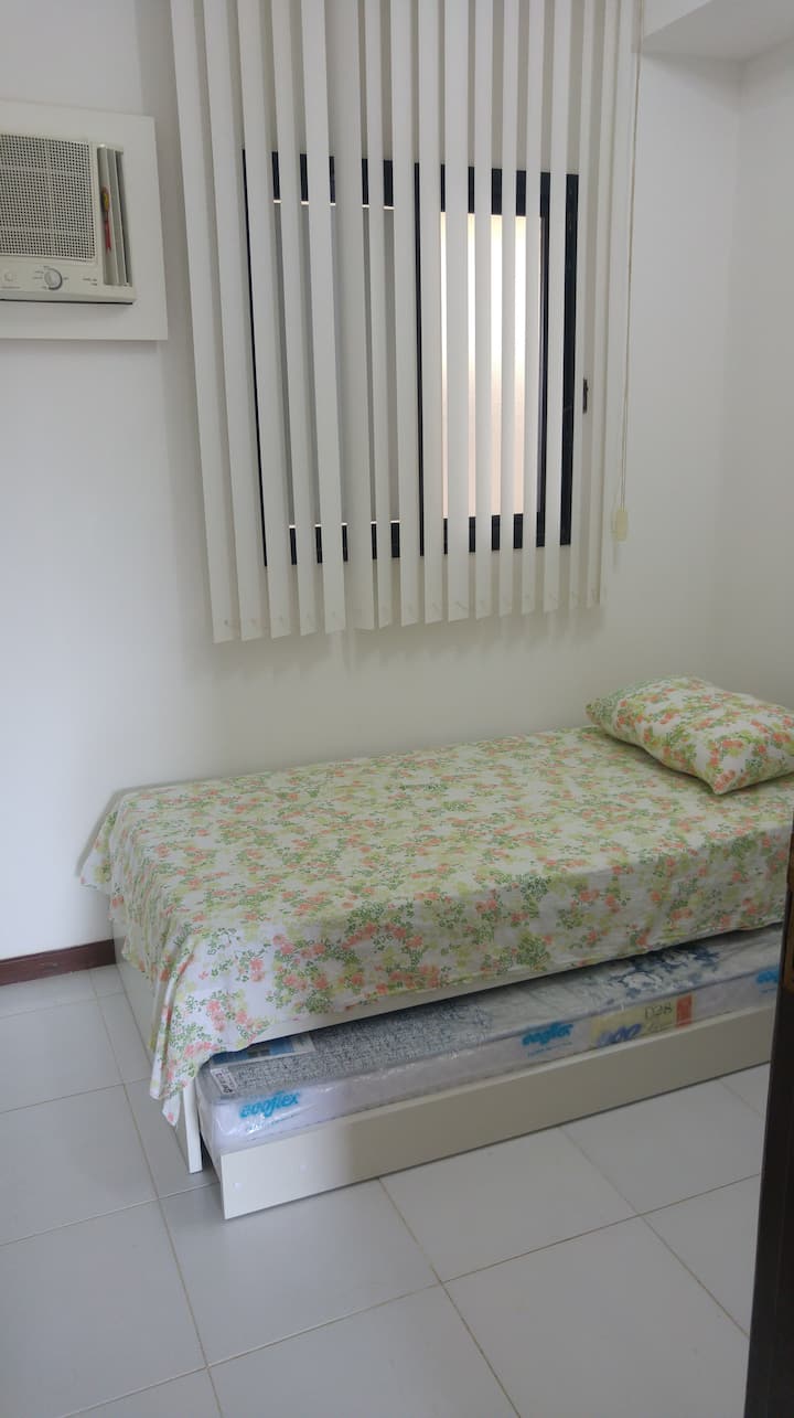 الجناح 3:

سرير متحرك مع مكيف هواء.