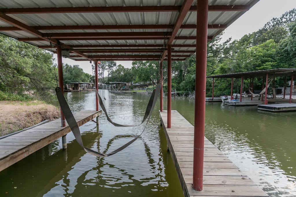 Private boat dock and slip