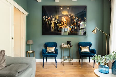 * Beautiful canalview Suite*