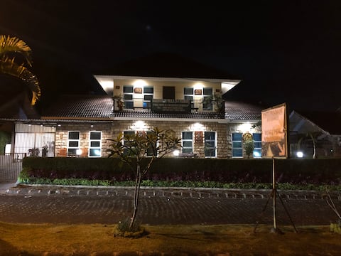 VILLA GREEN APPLE BLOCK N/14, CIPANAS, PUNCAK