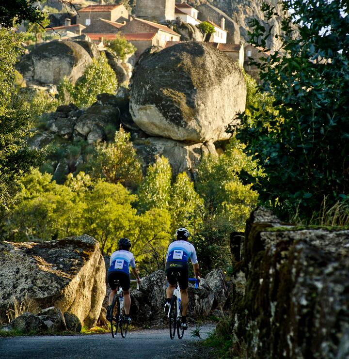 people cycling in the Portuguese countryside