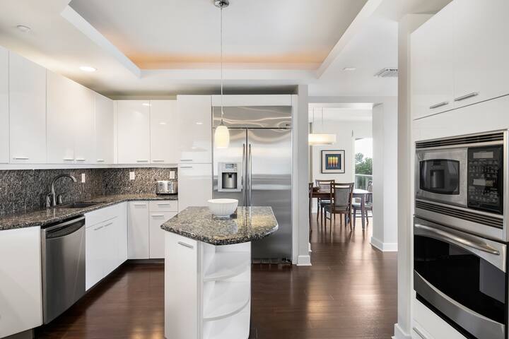 Absolutely the BEST…Location..Residence.. Beach gallery image 4