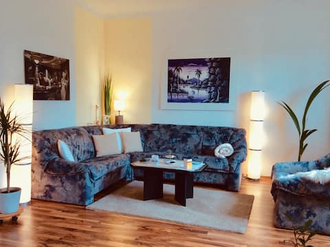 Top Airbnb: Comfort + garden + parking in Vienna - Danube Island in Floridsdorf
