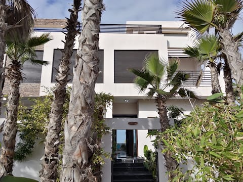 Luxury Villa Oasis Beach View With Private Pool!