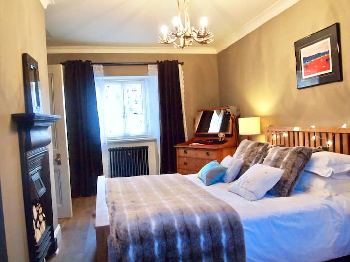 საწოლი 193 × 203 სმ 