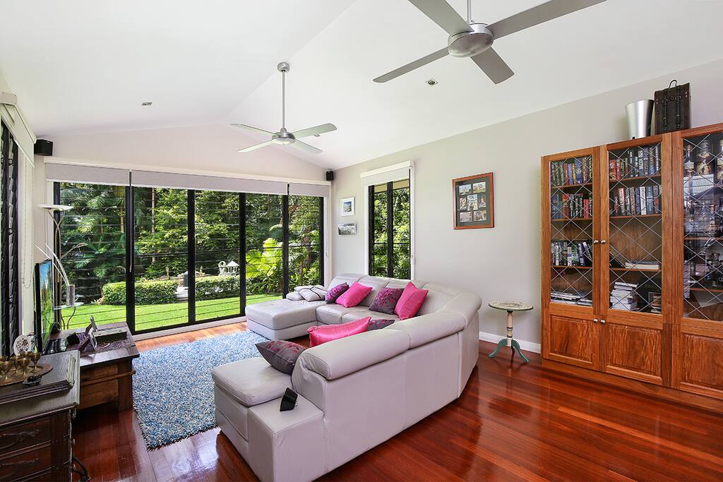Sitting Room for your use